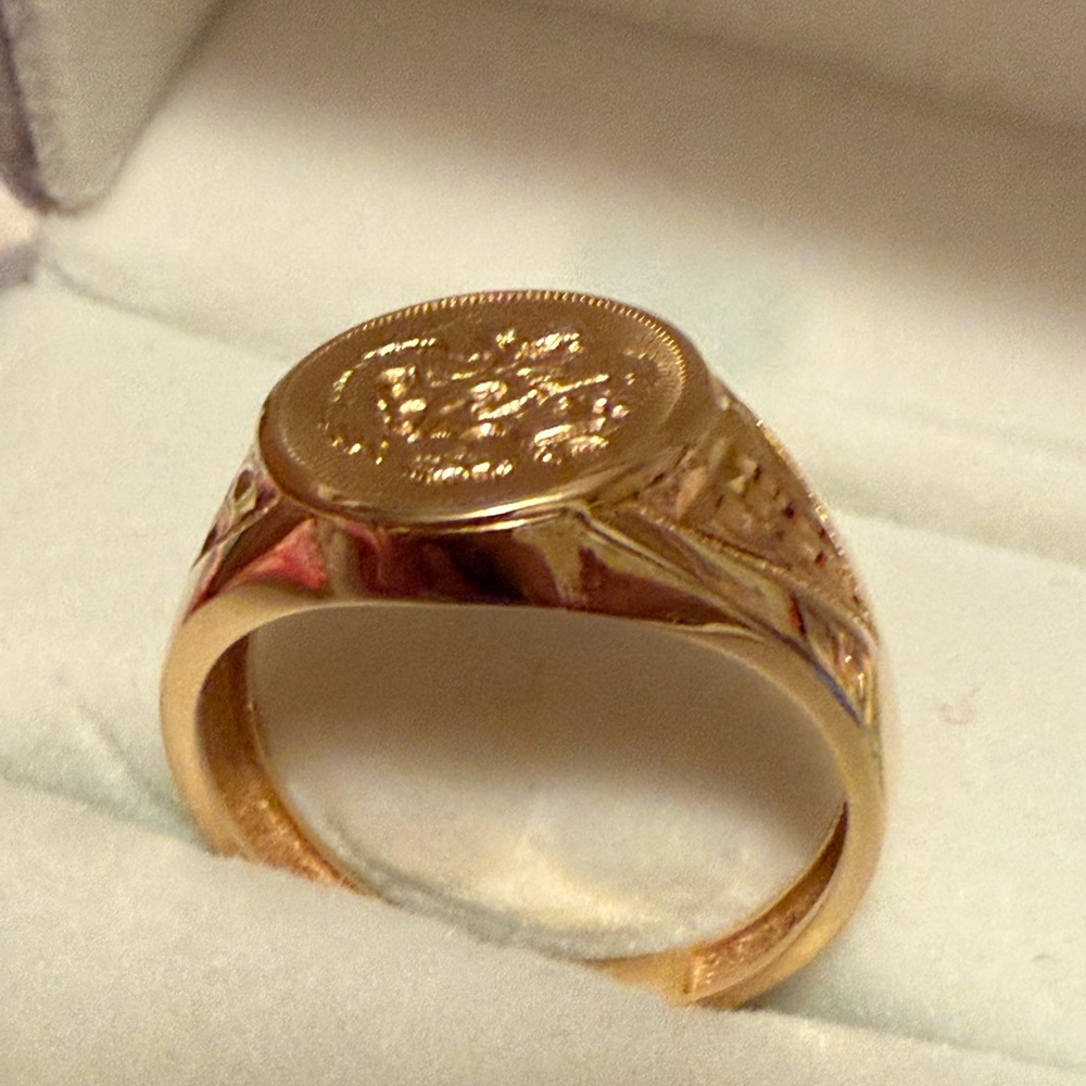 18K Saudi/Dubai Yellow Gold Dragon Coin Ring